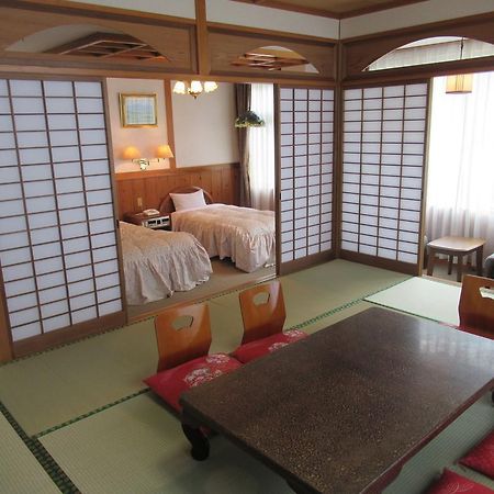 Amagase Onsen Hotel Suikoen Hita Exterior photo